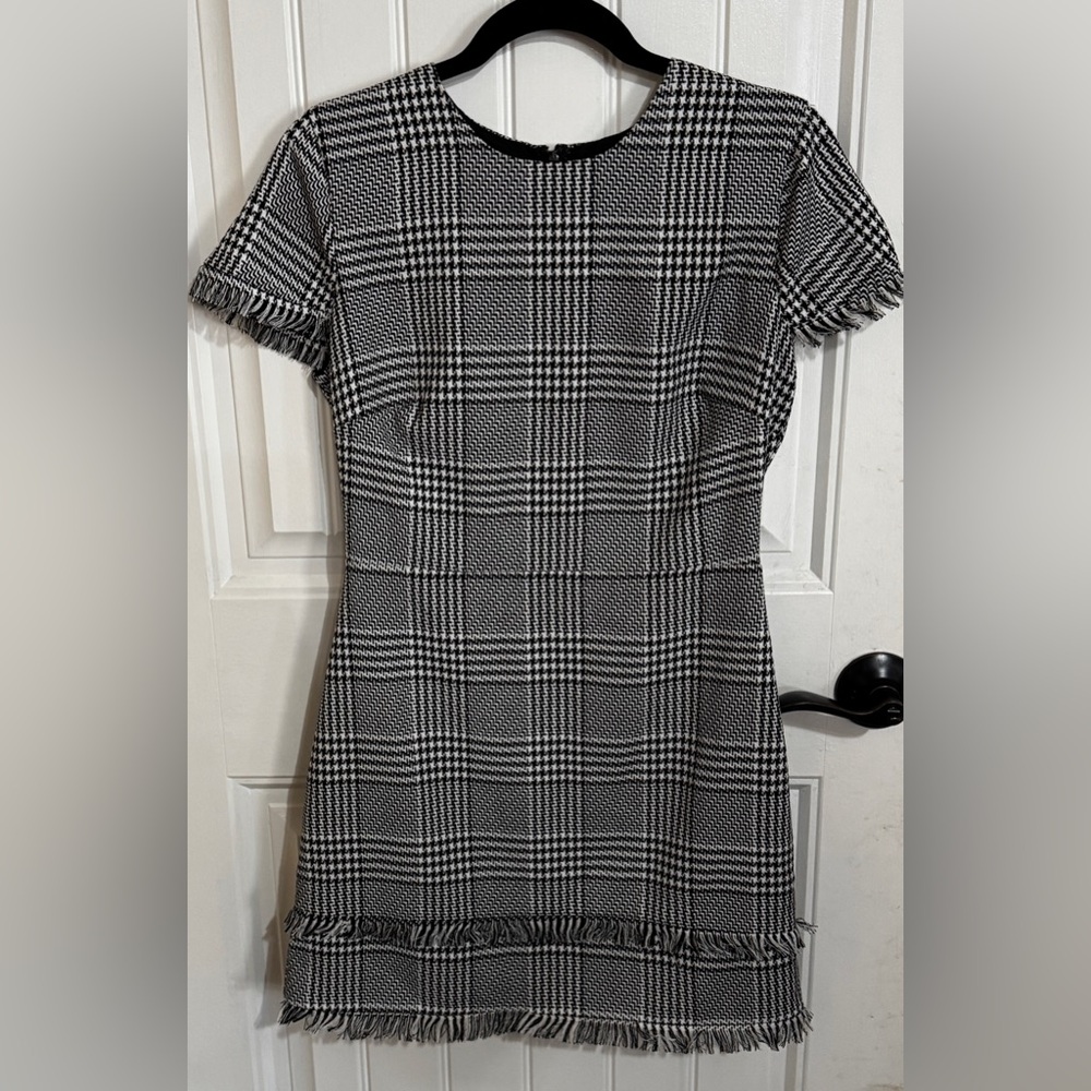 LOVERS + FRIENDS ZANDER MINI DRESS SIZE MEDIUM - Houndstooth, Fringe, Tweed